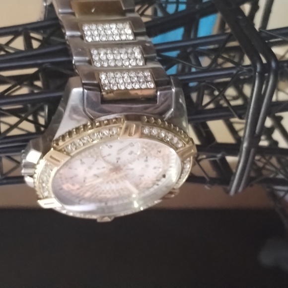 Guess men's watch - Picture 3 of 4